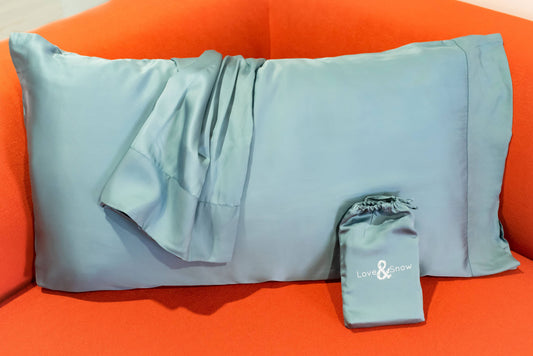 Love & Snow Organic Bamboo Silk Pillowcases - Queen Size